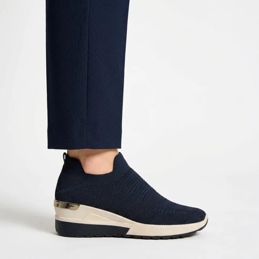 Orthopedic Women's comfort shoe